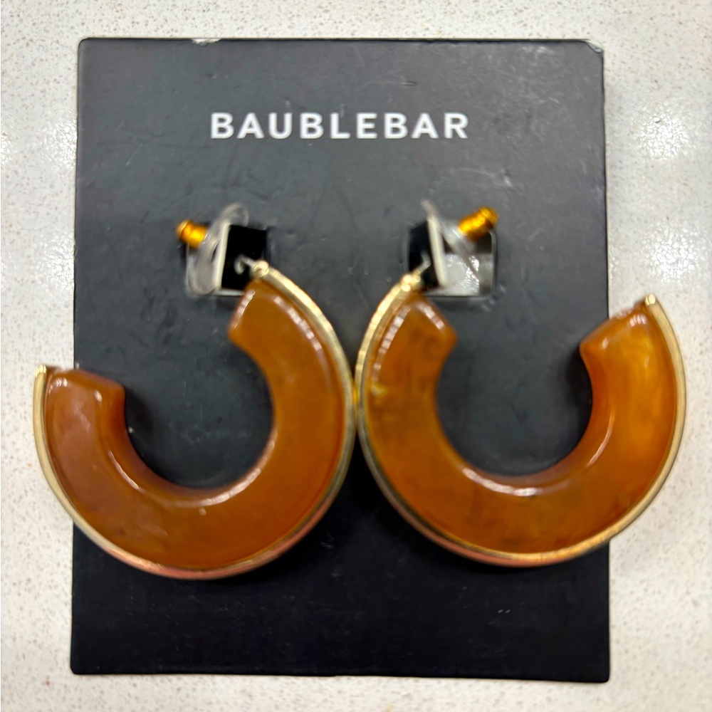 BAUBLEBAR Brown Acrylic & Gold Hoops